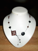 Collection 1; Bourgogne et noir